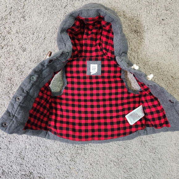 Baby Gap Boys Puffer Hooded Vest Grey Button Up 100% Cotton Size 0-6 mo - Picture 9 of 10